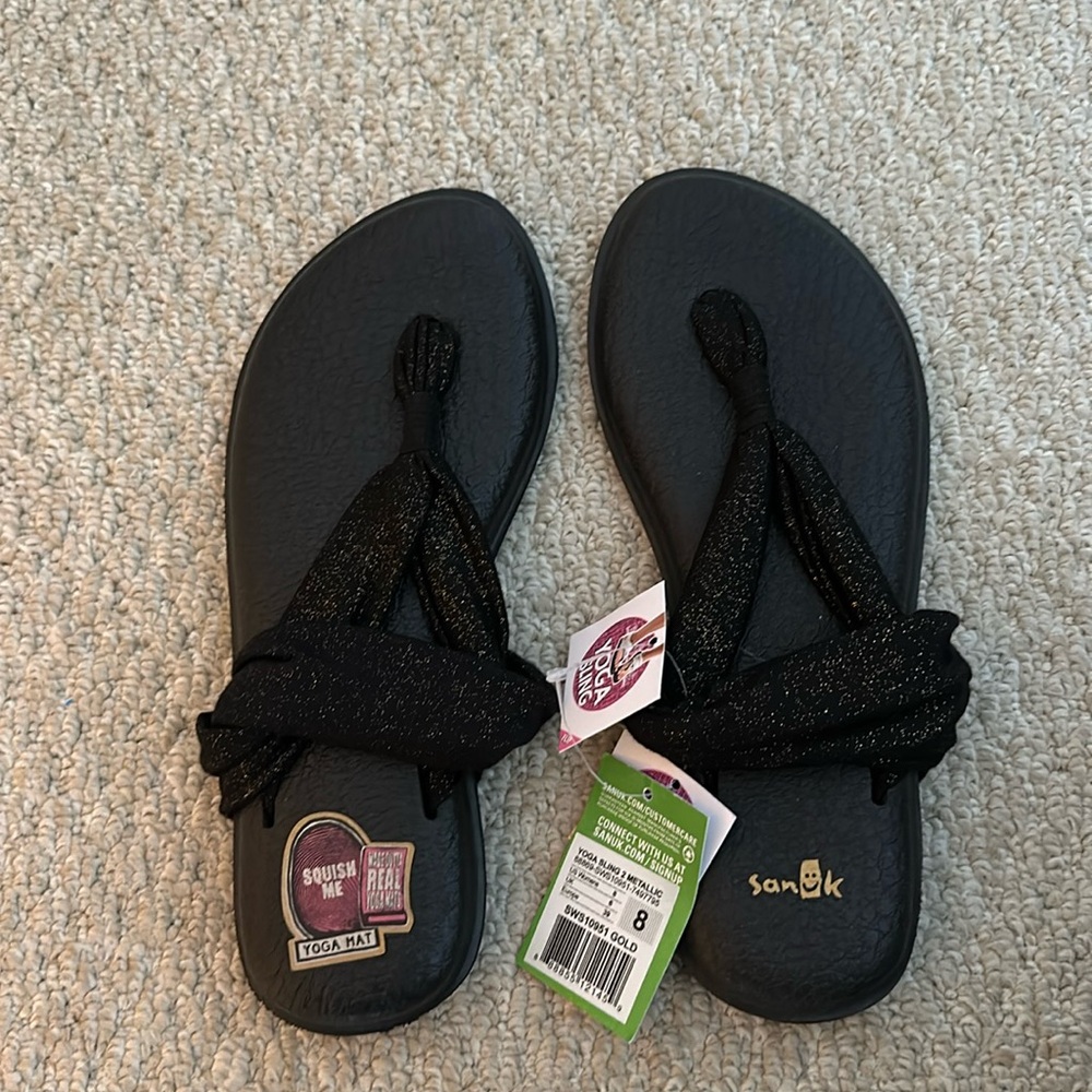 Black Flipflops new with tags